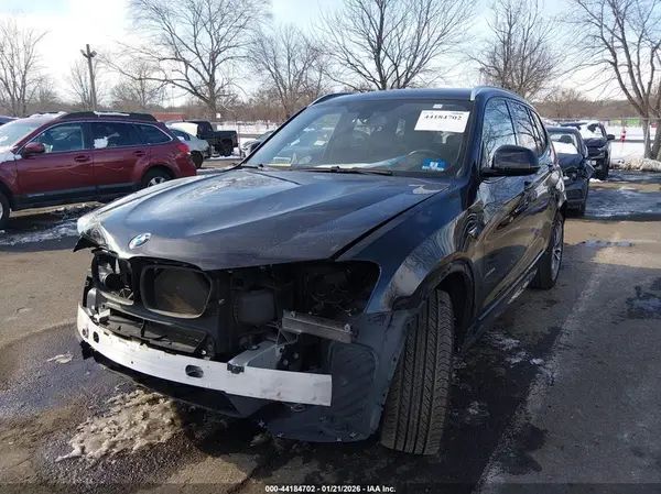 5UXWX7C5XG0S16565 2016 BMW X3 - Image 2