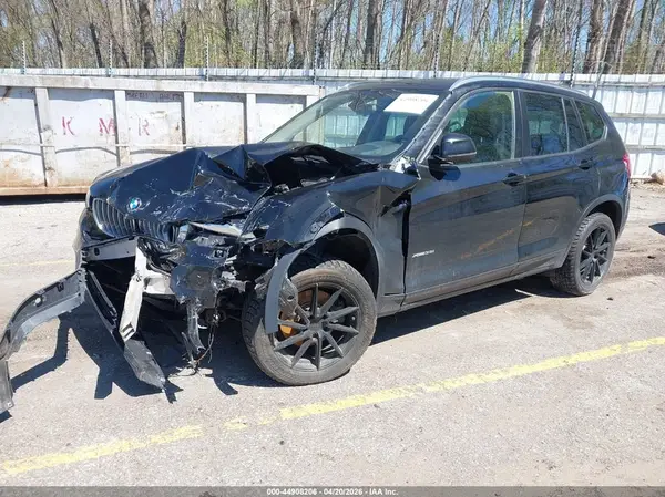 5UXWX7C5XH0U40873 2017 BMW X3 - Image 2