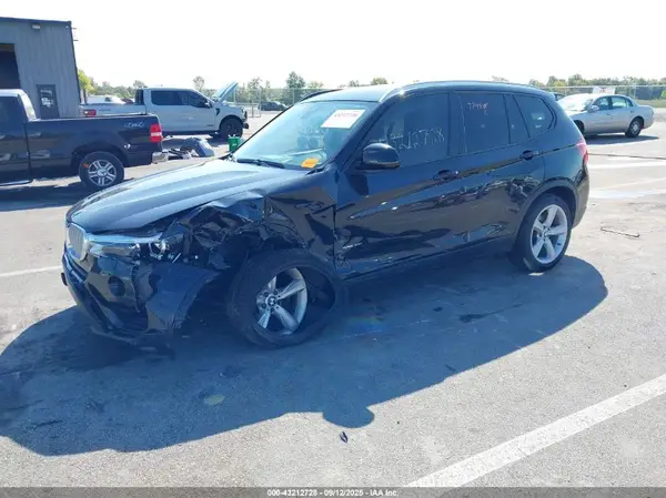5UXWX7C5XH0U41022 2017 BMW X3 - Image 2