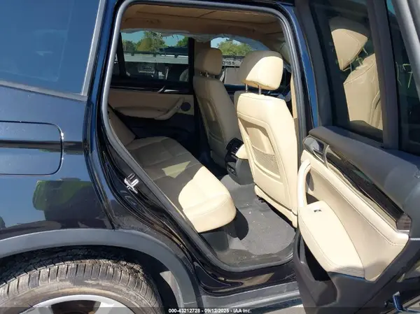 5UXWX7C5XH0U41022 2017 BMW X3 - Image 8