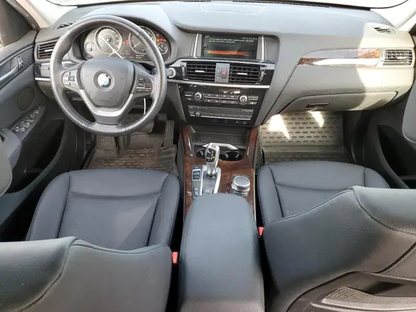 5UXWX9C30H0W66611 2017 BMW X3 - Image 8