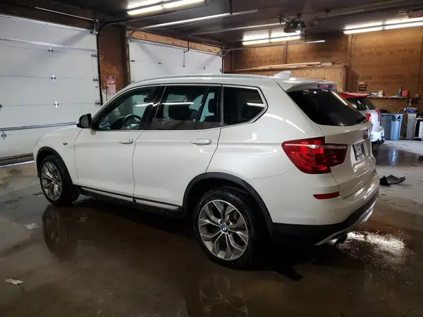 5UXWX9C30H0W69038 2017 BMW X3 - Image 2
