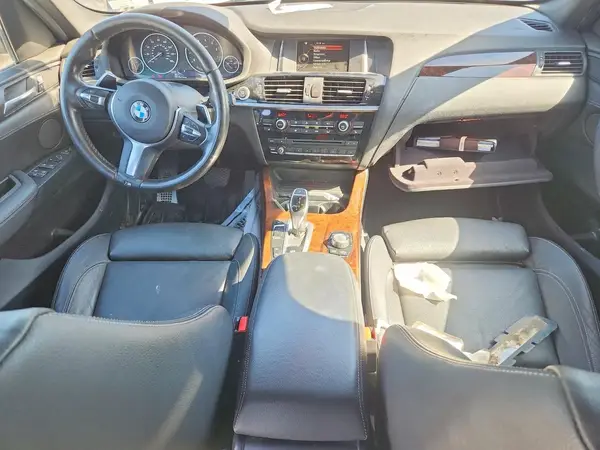 5UXWX9C30H0W70013 2017 BMW X3 - Image 8