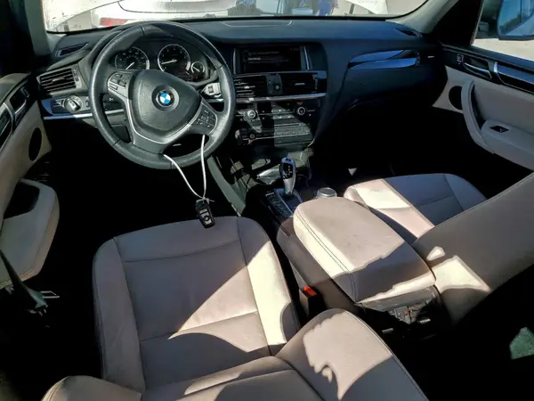 5UXWX9C30H0W70545 2017 BMW X3 - Image 8