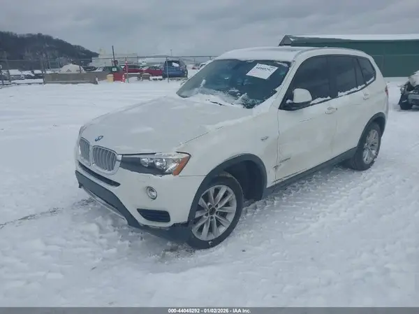 5UXWX9C30H0W74028 2017 BMW X3 - Image 2