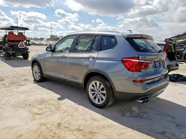 5UXWX9C30H0W74594 2017 BMW X3 - Image 2