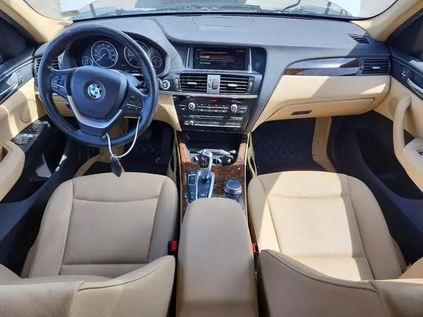 5UXWX9C30H0W76832 2017 BMW X3 - Image 8