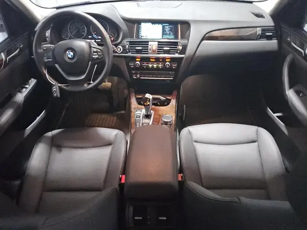 5UXWX9C30H0W79228 2017 BMW X3 - Image 8