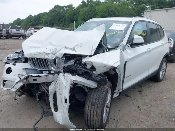 5UXWX9C31H0T20258 2017 BMW X3 - Image 2