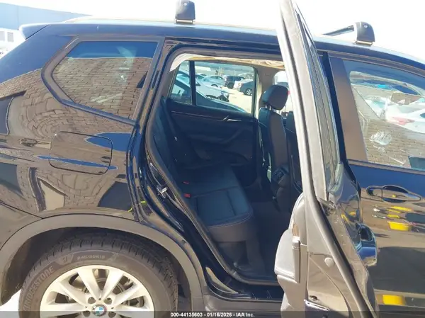 5UXWX9C31H0T21927 2017 BMW X3 - Image 8