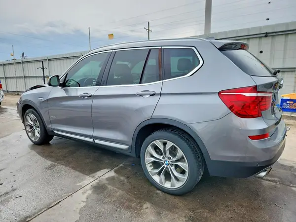 5UXWX9C31H0W68285 2017 BMW X3 - Image 2