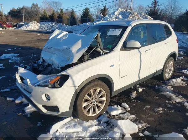 5UXWX9C31H0W69775 2017 BMW X3 - Image 2