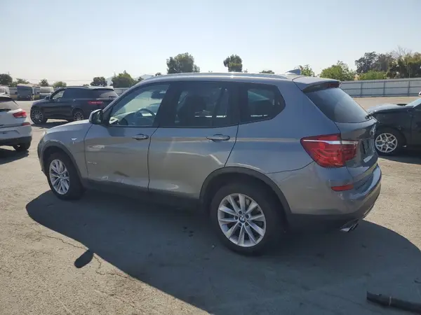5UXWX9C31H0W73390 2017 BMW X3 - Image 2