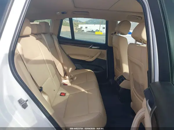 5UXWX9C31H0W74104 2017 BMW X3 - Image 8