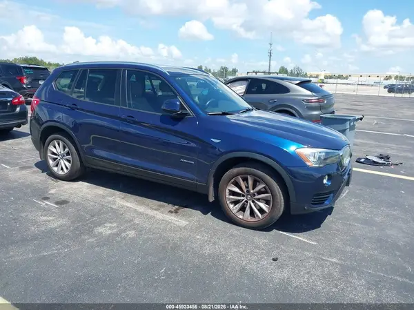 5UXWX9C31H0W74684 2017 BMW X3 - Image 1