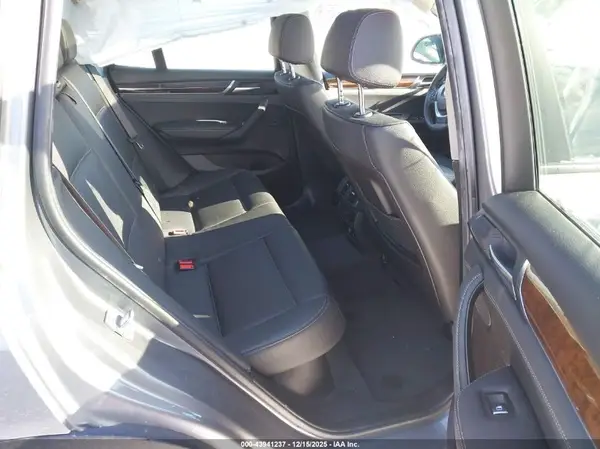 5UXWX9C31H0W75334 2017 BMW X3 - Image 8