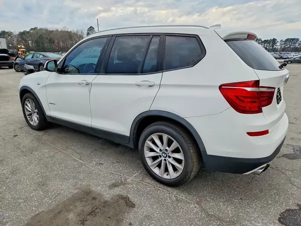 5UXWX9C32H0T22990 2017 BMW X3 - Image 2
