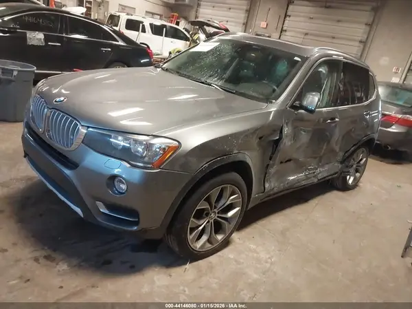 5UXWX9C32H0T24691 2017 BMW X3 - Image 2
