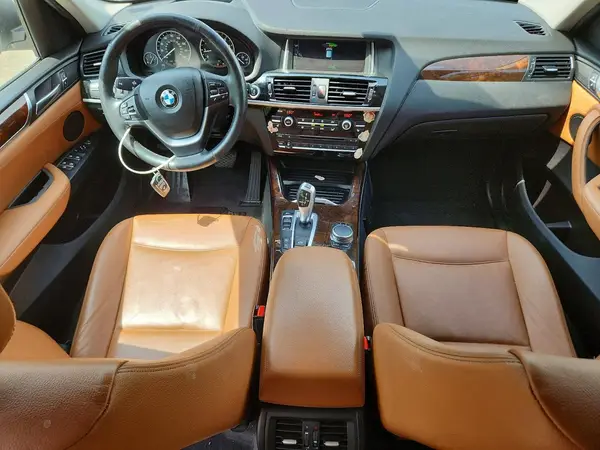 5UXWX9C32H0W68070 2017 BMW X3 - Image 8