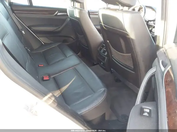 5UXWX9C32H0W72328 2017 BMW X3 - Image 8
