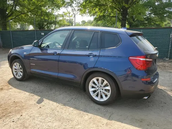 5UXWX9C32H0W76962 2017 BMW X3 - Image 2