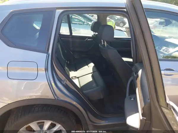 5UXWX9C33H0T18317 2017 BMW X3 - Image 8