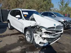 5UXWX9C33H0T23856 2017 BMW X3