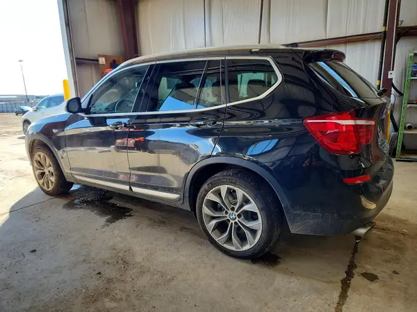 5UXWX9C33H0T24229 2017 BMW X3 - Image 2