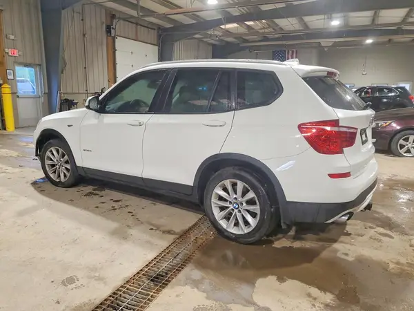 5UXWX9C33H0T24764 2017 BMW X3 - Image 2
