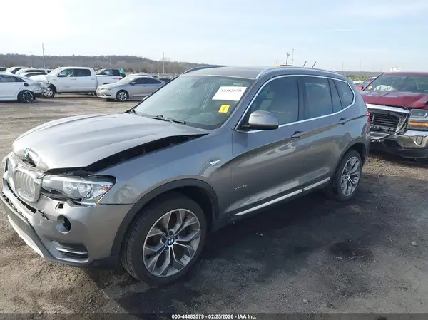 5UXWX9C33H0W71155 2017 BMW X3 - Image 2
