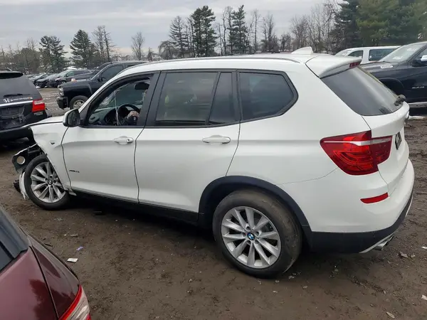 5UXWX9C33H0W76260 2017 BMW X3 - Image 2