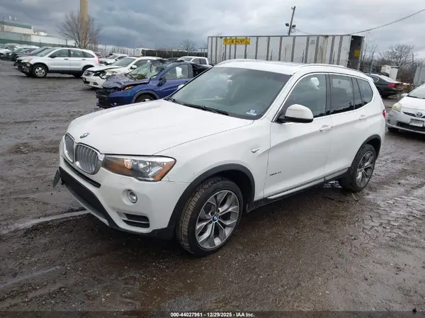 5UXWX9C33H0W77926 2017 BMW X3 - Image 2