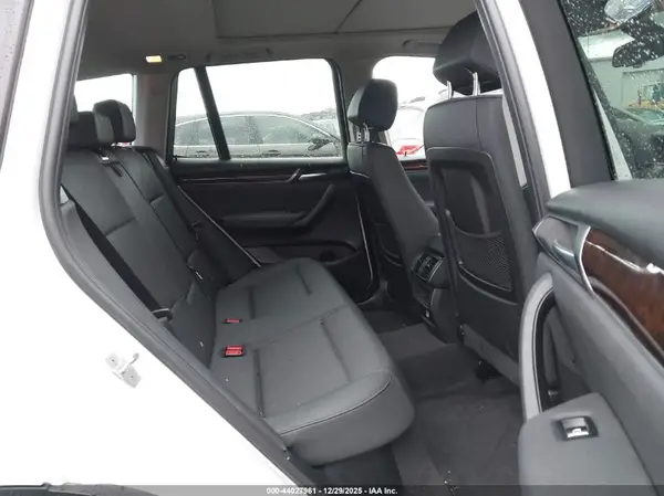 5UXWX9C33H0W77926 2017 BMW X3 - Image 8