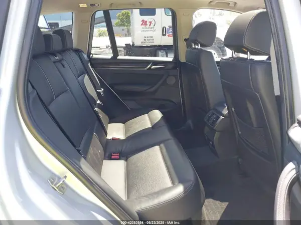 5UXWX9C34H0T17676 2017 BMW X3 - Image 8
