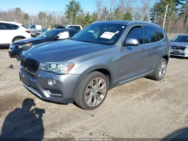 5UXWX9C34H0T21274 2017 BMW X3 - Image 2