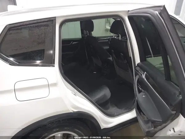 5UXWX9C34H0W68958 2017 BMW X3 - Image 8