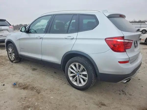 5UXWX9C34H0W71200 2017 BMW X3 - Image 2