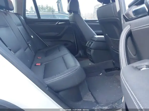 5UXWX9C34H0W71696 2017 BMW X3 - Image 8