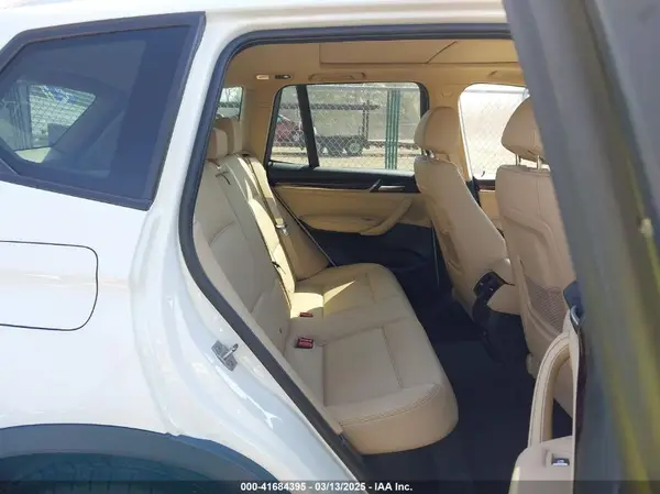 5UXWX9C34H0W77384 2017 BMW X3 - Image 8