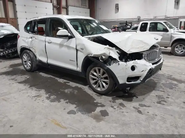 5UXWX9C35H0T20246 2017 BMW X3 - Image 1