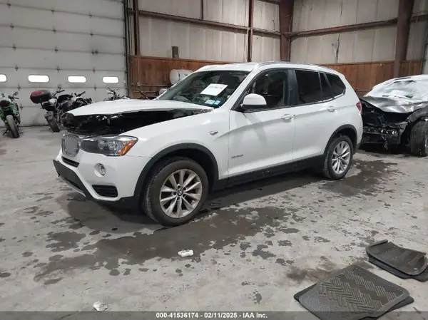 5UXWX9C35H0T20246 2017 BMW X3 - Image 2