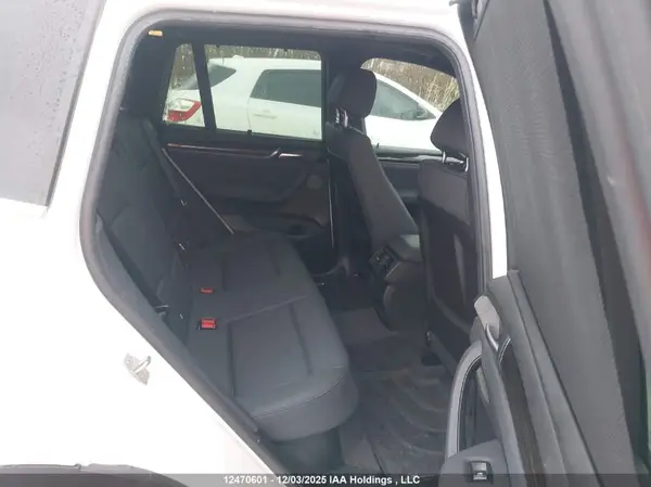 5UXWX9C35H0T23745 2017 BMW X3 - Image 8
