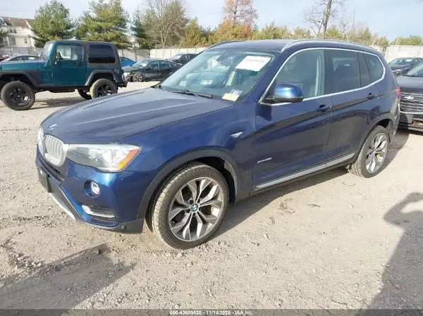 5UXWX9C35H0W68595 2017 BMW X3 - Image 2