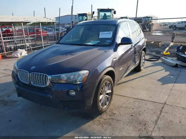 5UXWX9C35H0W69634 2017 BMW X3 - Image 2