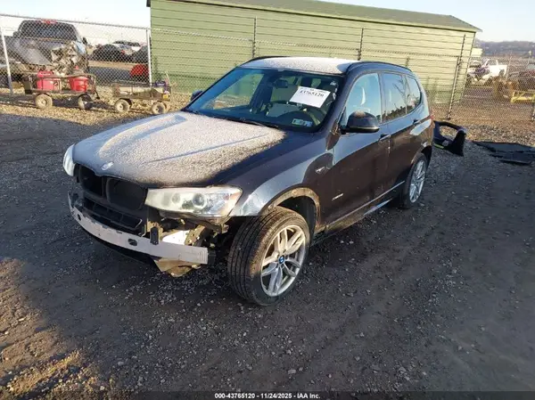 5UXWX9C35H0W73344 2017 BMW X3 - Image 2
