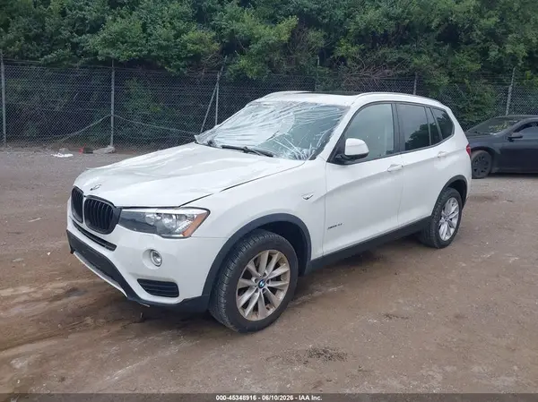 5UXWX9C36H0T24922 2017 BMW X3 - Image 2