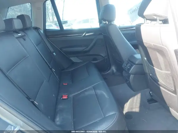 5UXWX9C36H0W72039 2017 BMW X3 - Image 8