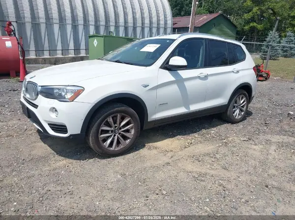5UXWX9C36H0W72185 2017 BMW X3 - Image 2