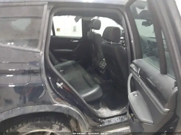 5UXWX9C36H0W73224 2017 BMW X3 - Image 8