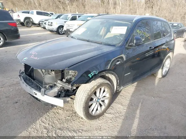5UXWX9C36H0W76592 2017 BMW X3 - Image 2